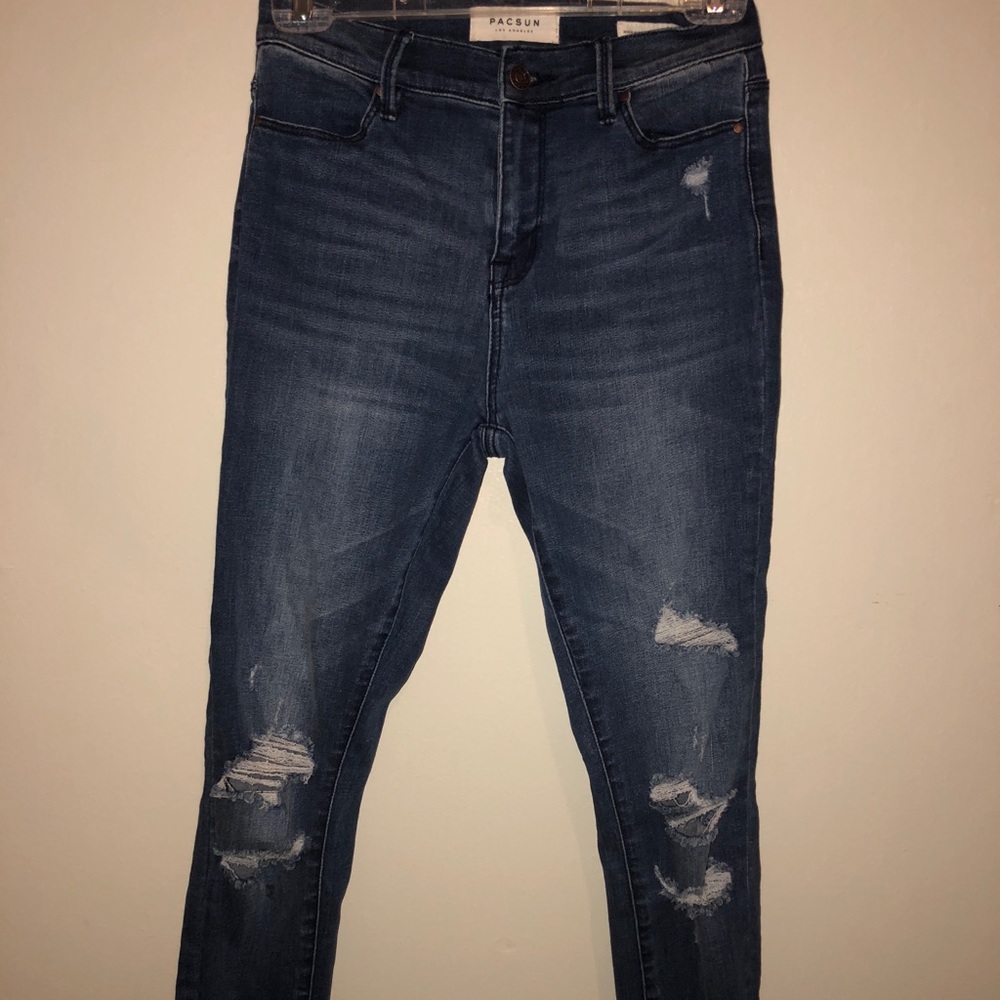 High waisted jeans
